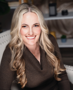 Photo of Carrie Snyder